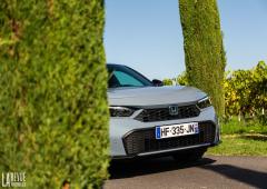 Exterieur_honda-civic-2026-la-compacte-hybride-sous-tous-les-angles_2