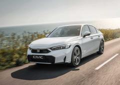 Exterieur_honda-civic-e-hev-2026-l-hybride-se-refait-une-beaute-pour-800-de-moins_2