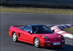 Essai honda nsx 1994 en piste avec la nsx de premiere generation 