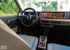 Interieur_honda-e-essai_0
                                                        width=