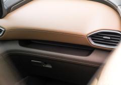 Interieur_hyundai-santa-fe-phev-265-executive-my2022-essai_4