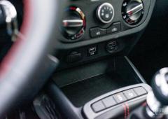 Interieur_hyundai-i10-n-line-essai_2
                                                        width=