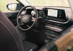 Interieur_hyundai-i20-1-0-t-gdi-100-mhev-essai_0