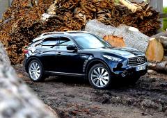 Essai Infiniti FX Black and White Edition