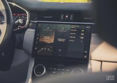 Interieur_jaguar-f-pace-p400e-l-essai-de-la-version-hybride-rechargeable_11
                                                        width=