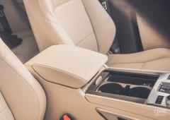 Interieur_jaguar-f-pace-p400e-l-essai-de-la-version-hybride-rechargeable_9