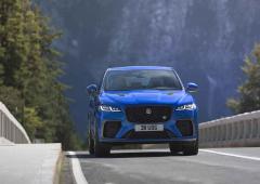 Exterieur_jaguar-f-pace-svr-millesime-2021_1