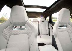 Interieur_jaguar-f-pace-svr-millesime-2021_1
                                                        width=