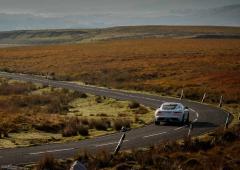 Exterieur_jaguar-f-type-p300-chequered-flag-essai_9
                                                        width=