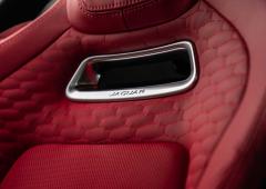 Interieur_jaguar-f-type-p300-first-edition-annee-2020-essai_2