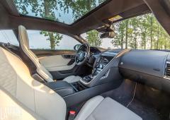 Interieur_jaguar-f-type-p450-essai_1
                                                        width=