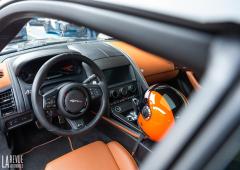 Interieur_jaguar-f-type-r-rallye-de-paris_1