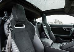 Interieur_jaguar-f-type-r-awd-2020-essai_5
                                                        width=