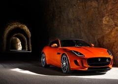 La jaguar f type svr avec 600 ch 