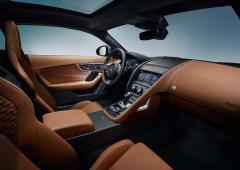 Interieur_jaguar-f-type-annee-2020_2
                                                        width=