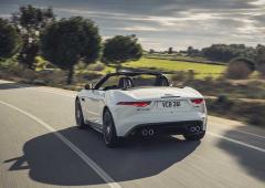 Exterieur_jaguar-f-type-p450-roadster-essai_7
                                                        width=