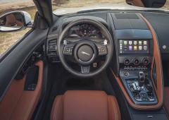 Interieur_jaguar-f-type-p450-roadster-essai_1
                                                        width=