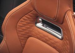 Interieur_jaguar-f-type-p450-roadster-essai_6
                                                        width=