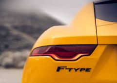 Exterieur_jaguar-f-type-r-awr-annee-2020-essai_13
                                                        width=