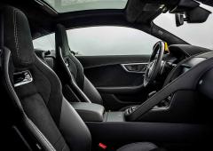 Interieur_jaguar-f-type-r-awr-annee-2020-essai_2