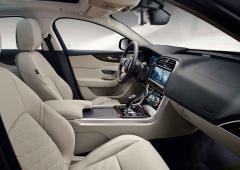 Interieur_jaguar-xe-my-2019_4