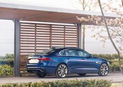 Exterieur_jaguar-xf-saloon-my2020_10