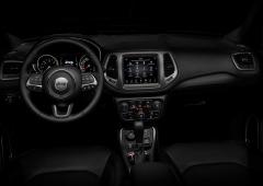 Interieur_jeep-compass-night-eagle_0
                                                        width=