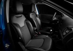 Interieur_jeep-compass-night-eagle_1
                                                        width=