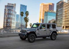 Exterieur_jeep-wrangler-4xe-le-4x4-a-la-mode-hybride-recahragebale_3
                                                        width=