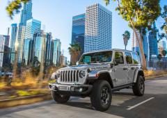 Exterieur_jeep-wrangler-4xe-le-4x4-a-la-mode-hybride-recahragebale_5