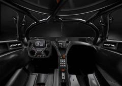 Interieur_ktm-x-bow-gtx-une-tt-rs-de-competition_0