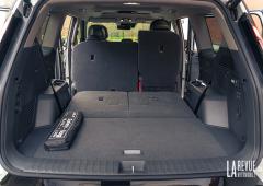 Exterieur_essai-kia-ev9-earth-204ch-oui-la-taille-compte_32