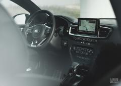 Interieur_kia-proceed_0