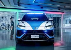 Imageprincipalede la gallerie: Exterieur_lamborghini-urus-polizia-les-photos-et-les-infos_0