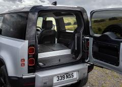 Interieur_land-rover-defender-90-le-petit-de-la-bande_3
                                                        width=