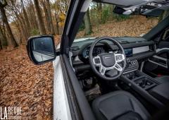 Interieur_land-rover-defender-d240-s-essai_8
                                                        width=