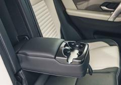 Interieur_land-rover-discovery-sport-d240-r-dynamic-essai_3
                                                        width=