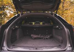 Interieur_range-rover-velar-phev-my2022-essai_14