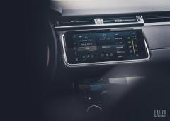 Interieur_range-rover-velar-phev-my2022-essai_7
                                                        width=