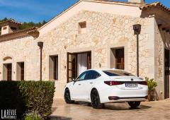 Exterieur_lexus-es-300h-f-sport-2022-essai_14
                                                        width=