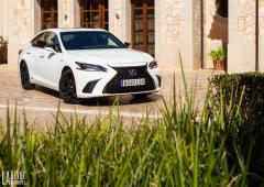 Exterieur_lexus-es-300h-f-sport-2022-essai_9
                                                        width=