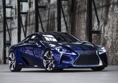 Une lexus lc de serie a detroit 