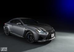 Lexus celebre les 10 ans du badge f avec des rc f et gs f speciales 