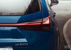 Exterieur_lexus-ux-300e-essai-du-premier-pas-de-lexus-vers-le-100-electrique_11
                                                        width=