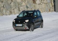 Essai gamme fiat 4x4 panda panda cross et 500x a la neige 