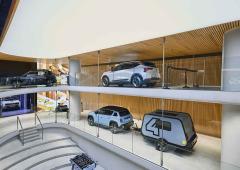 Exterieur_renault-the-carwalk-sur-les-champs-elysees_4