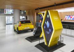 Exterieur_renault-the-carwalk-sur-les-champs-elysees_8