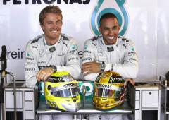 Hamilton et rosberg avec des montres iwc schaffhausen 