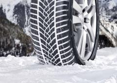 Exterieur_goodyear-ultragrip-le-pneu-hiver_2