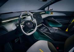 Interieur_lotus-eletre-l-hyper-suv-100-electrique_5